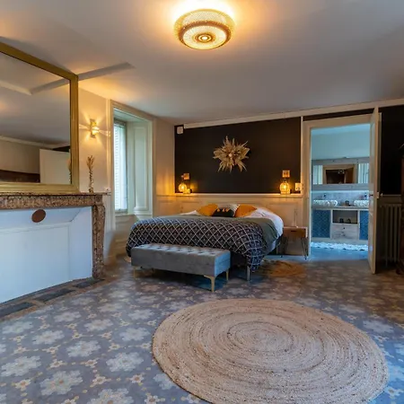 Le Chateau De Manon Apartament *
