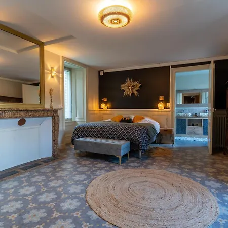 Le Chateau De Manon Apartment *