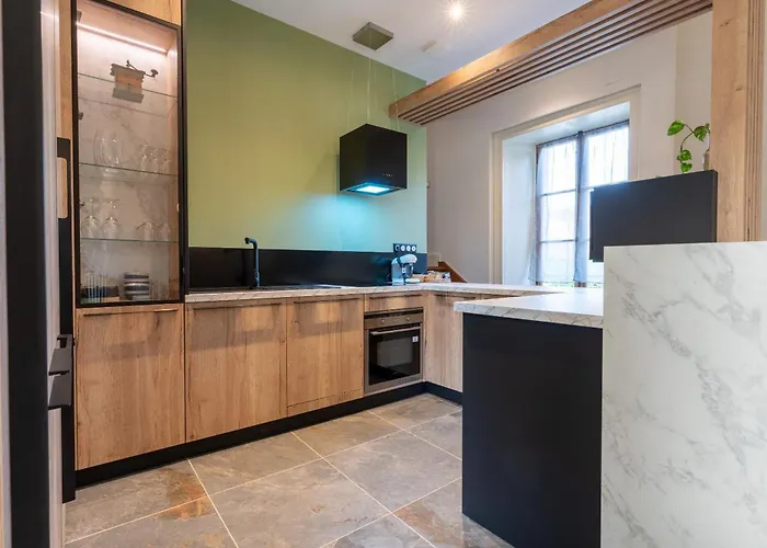 Le Chateau De Manon Apartment